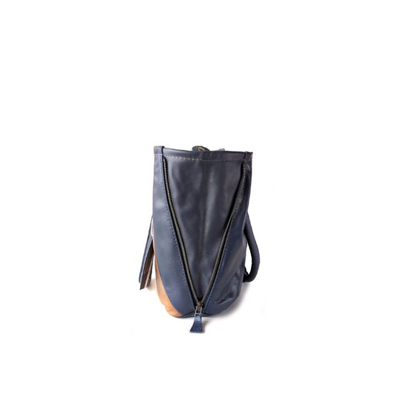 Looptworks Southwest Airline Leather Seats Upcycled Shoulder Tote - Picture 9 of 15